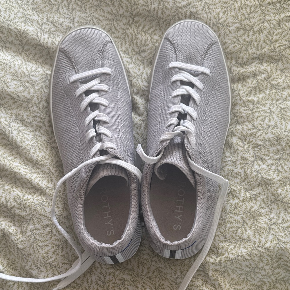 Rothy's Light Gray Knit Lace-Up Sneakers